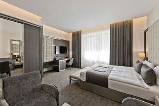 Отель Congress Avenue Hotel Вильнюс Улучшенный двухместный номер с 1 кроватью или 2 отдельными кроватями-5