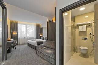 Отель Congress Avenue Hotel Вильнюс Улучшенный двухместный номер с 1 кроватью или 2 отдельными кроватями-6